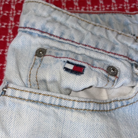 Tommy Hilfiger Jean shorts - Picture 3 of 6